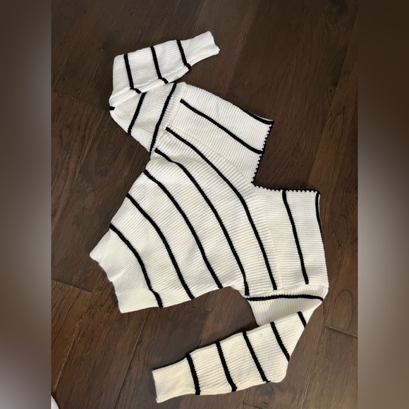 SHEIN top - Picture 3 of 3